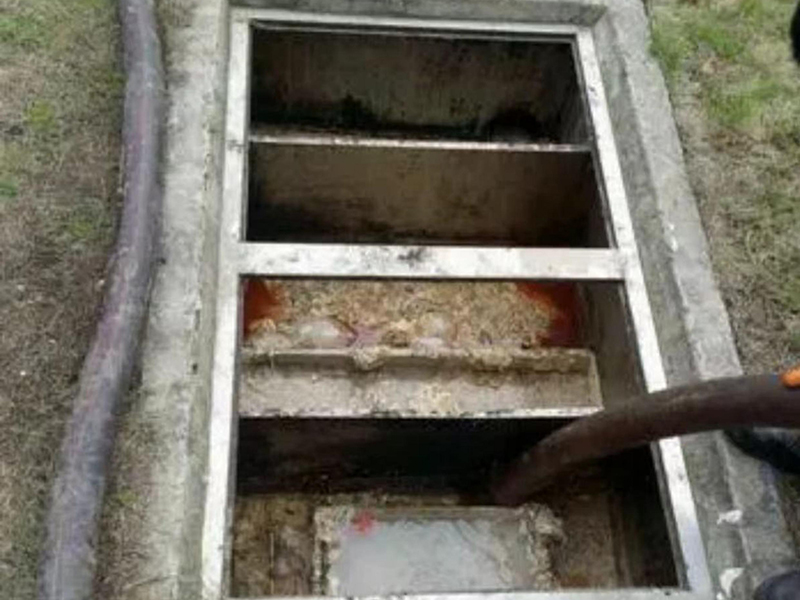 岳塘隔油池清理