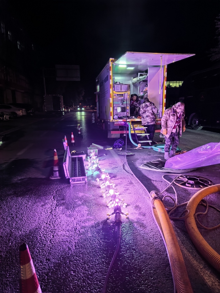 岳塘管道非开挖修复